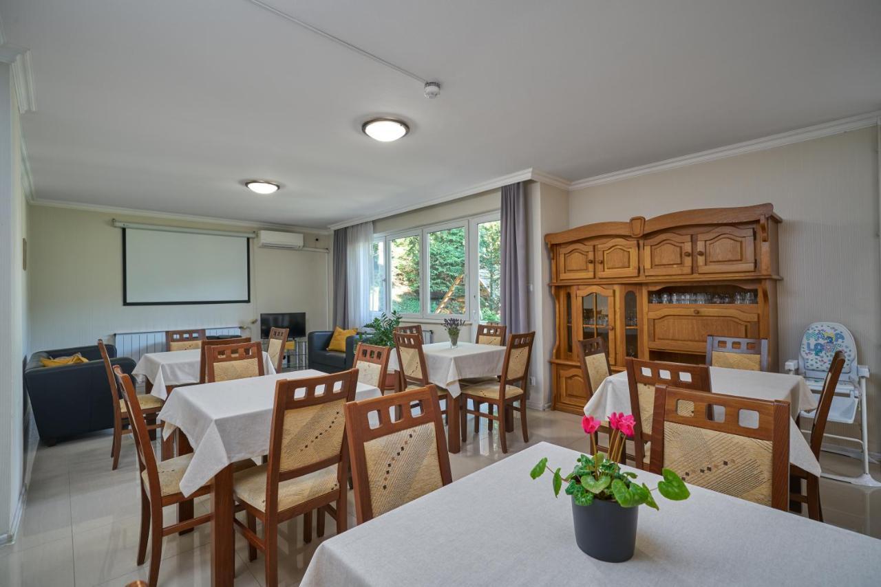Villa Harmonia Panzio 비셰그라드 외부 사진